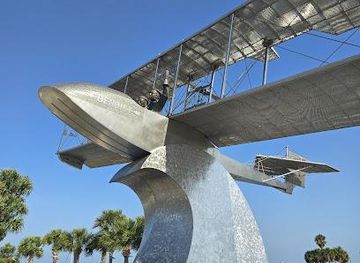 florida/honeymoon-island-state-park/attraction/benoist-plaza