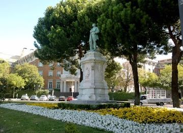 spain/madrid/salamanca/attraction/plaza-del-marques-de-salamanca