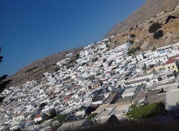 greece/rhodes/lindos/attraction/aufgang-zur-akropolis-von-lindos