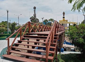 peru/chiclayo-region/attraction/plaza-de-armas-de-pimentel