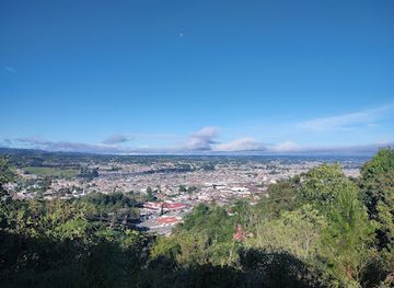 colombia/popayan/attraction/cerro-las-tres-cruces