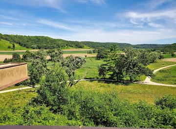 wisconsin/western-uplands/attraction/taliesin