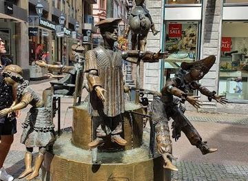 germany/aachen/attraction/puppenbrunnen-aachen-bonifatius-stirnberg-1975