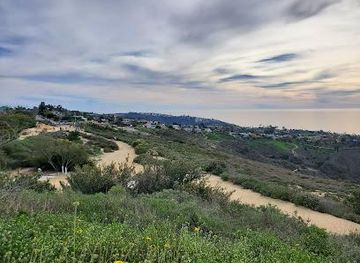 california/costa-mesa/attraction/top-of-the-world