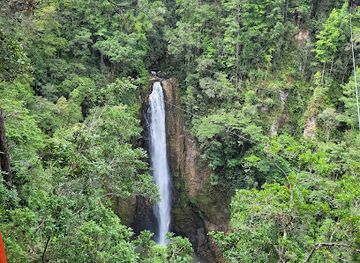 honduras/la-paz-region/attraction/cascada-el-chiflador