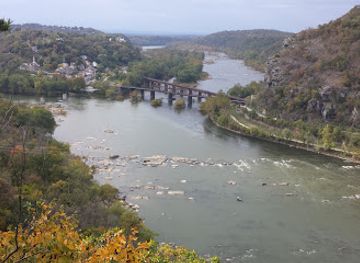 west-virginia/harper-s-ferry/attraction/split-rock