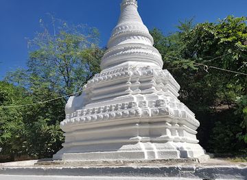 myanmar-burma/golden-rock/attraction/mani-sithu-market