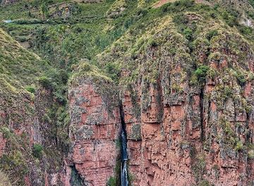 peru/south-coast/attraction/catarata-perolniyoc