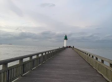 france/nord-pas-de-calais/attraction/the-pier-of-calais