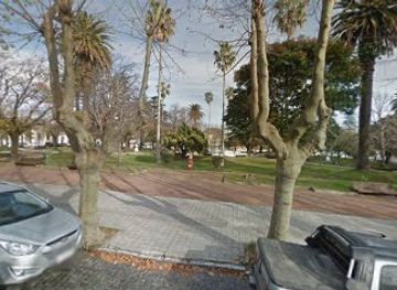 uruguay/colonia-del-sacramento/real-de-san-carlos/attraction/monumento-a-la-madre