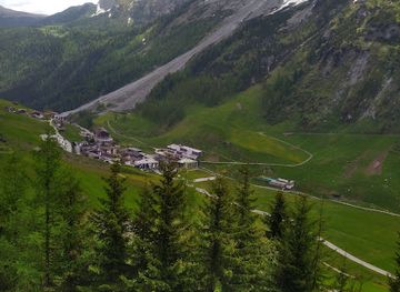 austria/zillertal-alps/attraction/bienenhaus