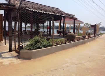 vietnam/hoi-an-ancient-town/attraction/khu-det-chieu-kim-bong-kim-bong-traditional-mat-weaving