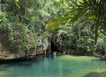 belize/san-ignacio/attraction/barton-creek-cave-reserve
