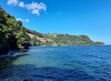 trinidad-and-tobago/maracas-bay/attraction/pichon-cove