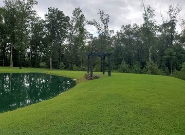 oklahoma/ouachita-national-forest/attraction/avalon-keep-botanical-gardens