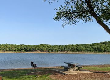 oklahoma/lake-and-trail-country/attraction/lake-texoma-state-park