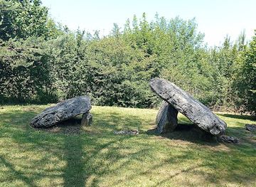 france/franche-comte/attraction/dolmen-de-santoche