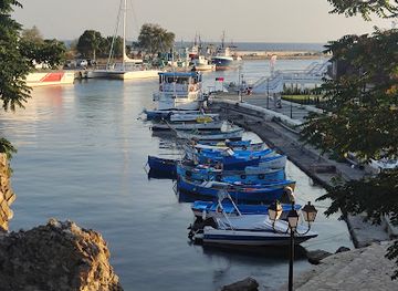 bulgaria/nessebar/attraction/angelo-roncalli-pope-john-xxiii-point