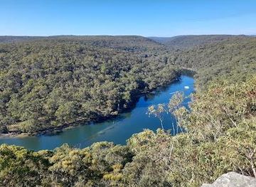 australia/sydney/attraction/bungoona-lookout-and-path