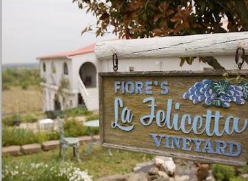 maryland/baltimore/attraction/fiore-winery-distillery