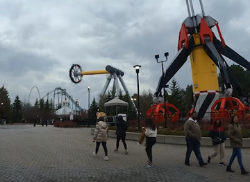 canada/golden-horseshoe/attraction/wonderland-action-zone