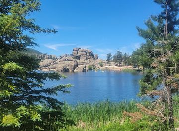 south-dakota/needles-highway/attraction/mavericks-cliff