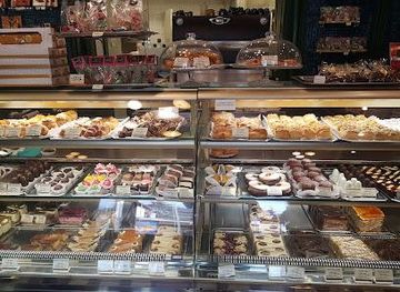 hungary/budapest/attraction/marzipan-museum