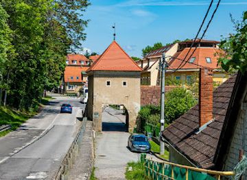slovakia/trencin-region/attraction/opatovska-brana