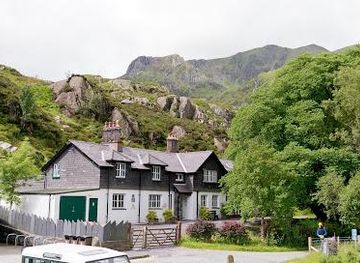 united-kingdom/merionethshire/attraction/yha-idwal-cottage