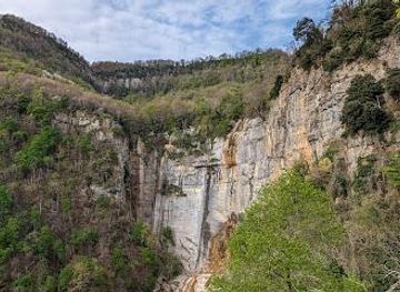 spain/girona/attraction/salt-de-sallent-vall-d-en-bas