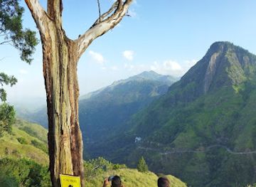 sri-lanka/uva-province/attraction/path-of-little-adam-s-peack