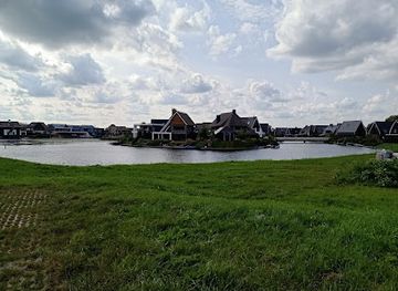 netherlands/gooi/attraction/stichtse-strand