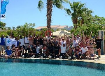 egypt/sharm-el-sheikh/attraction/reef-oasis-dive-club-blue-bay