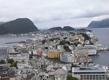 norway/alesund/attraction/norway-excursions-alesund-mix