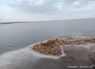 india/rann-of-kutch/attraction/road-to-heaven