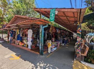 el-salvador/la-libertad/attraction/national-craft-market