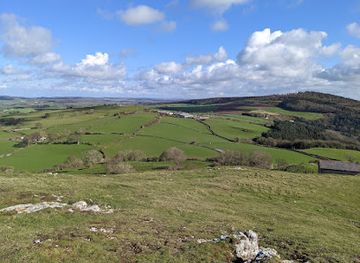 united-kingdom/clwyd/attraction/moel-hiraddug