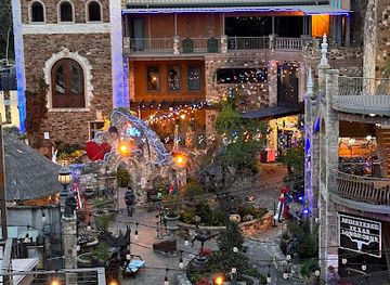 texas/central-texas/attraction/oasis-texas-balcony-view