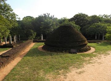 sri-lanka/ampara-district/attraction/potgul-temple