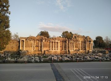 turkiye/troad/attraction/anitsal-cesme-nymphaeum