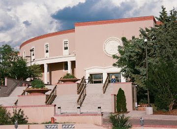 new-mexico/santa-fe/attraction/new-mexico-state-capitol