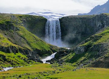 iceland/olafsvik/attraction/kerlingarfoss