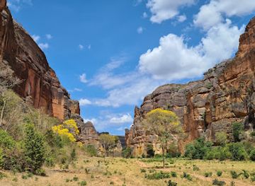 brazil/serra-da-capivara-national-park/attraction/parque-nacional-serra-das-confusoes