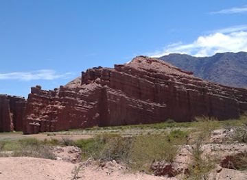 argentina/cafayate/attraction/cafayate-square
