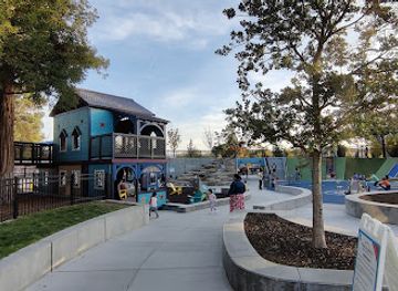 california/redwood-city/attraction/red-morton-park