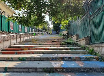 turkiye/ankara/kavaklidere/attraction/yazanlar-sk