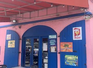 british-virgin-islands/jost-van-dyke-beaches/attraction/pie-whole-pizza