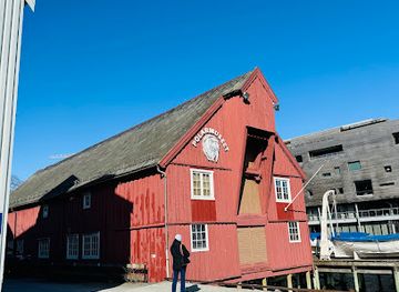 norway/tromso/sentrum/attraction/the-polar-museum