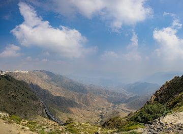 saudi-arabia/al-soudah-park/attraction/16-hills-view