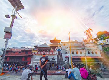 nepal/kathmandu/pashupatinath/attraction/gaushala-ground
